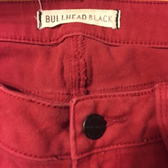 Bullhead Black for UO, sz 7, red & beautiful! - Picture 2 of 3